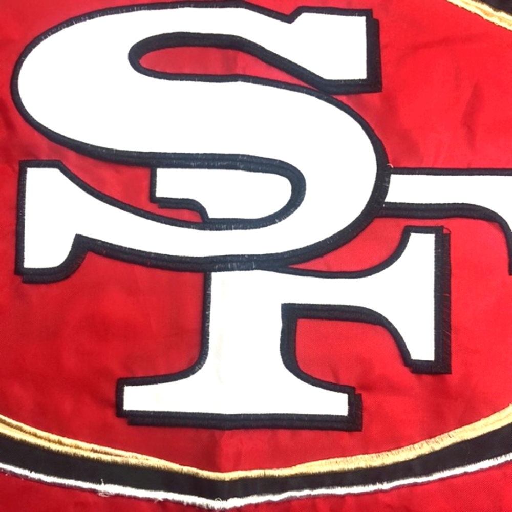 San Francisco Embroidered Banner 27 1/2”×43 1/2” - Picture 3 of 4